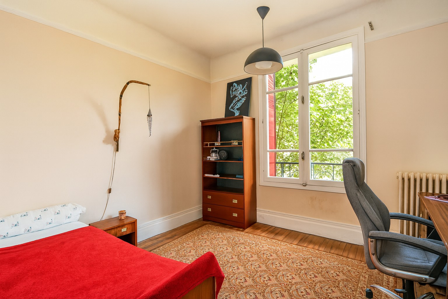 Maison familiale de caractère , Triangle d’Or des Bas de Chatou ,7 chambres ? 590 m² de terrain