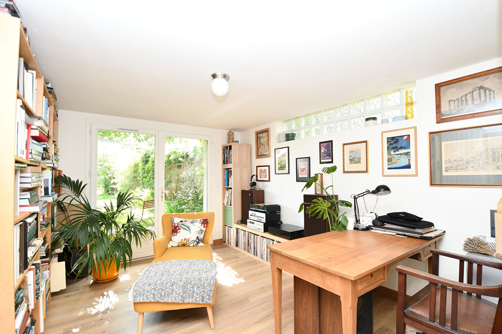 Maison située à CHATOU de 153 m² avec 4 chambres sur un terrain de 775 m²