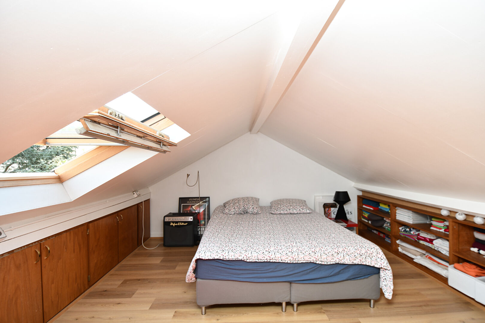 Maison située à CHATOU de 153 m² avec 4 chambres sur un terrain de 775 m²