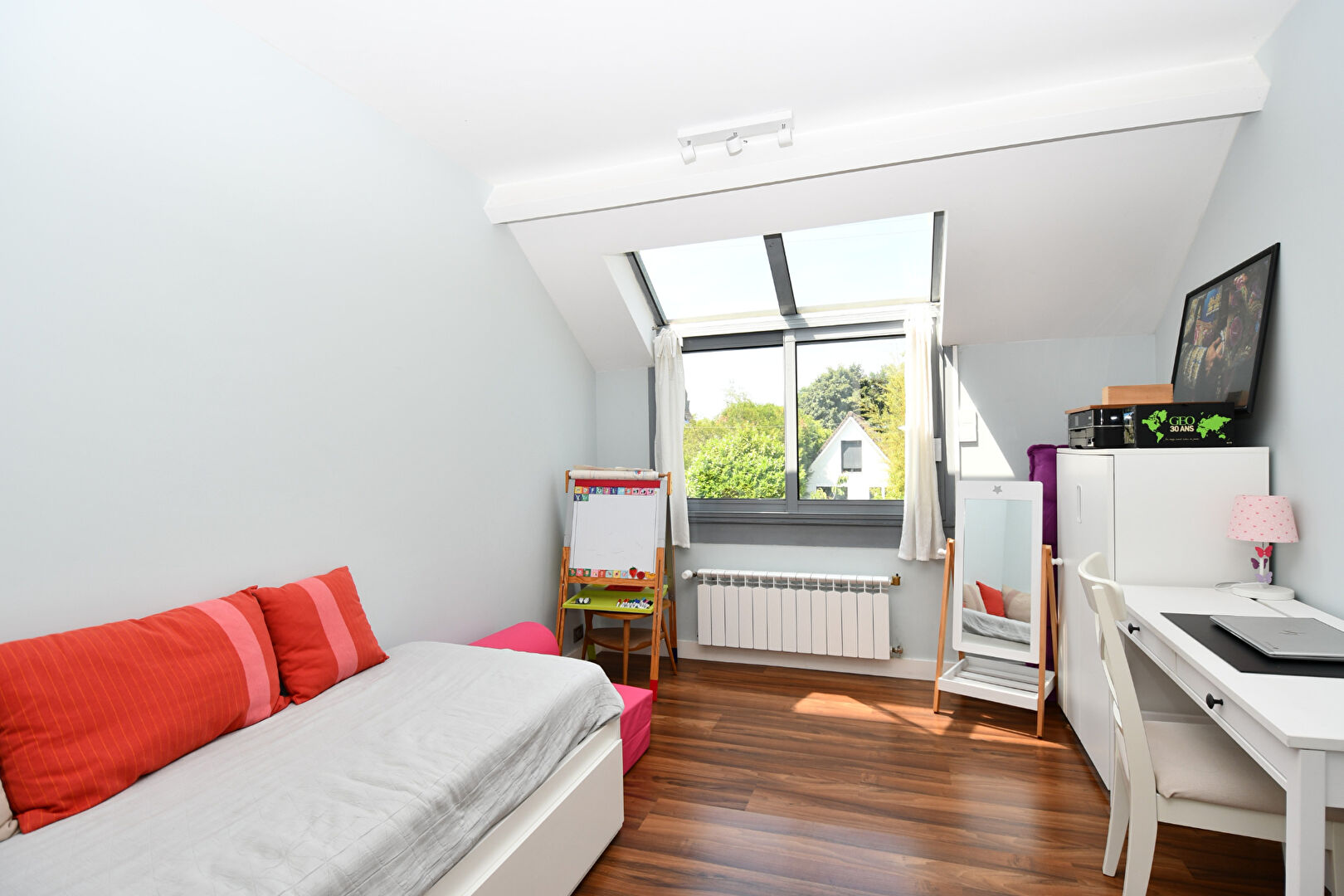 Maison située au VESINET de 140 m² avec 3 chambres sur terrain de 284 m²