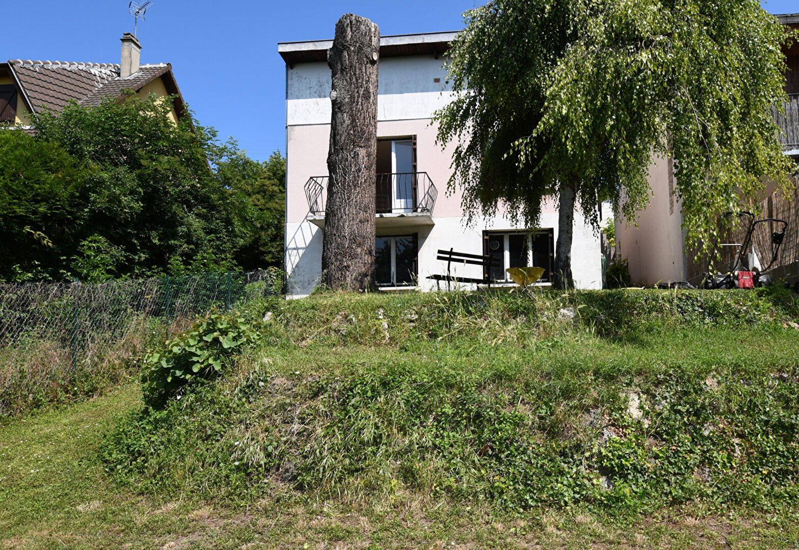 Maison située à Chatou de 117 m² sur un terrain de 537 m² avec un fort potentiel