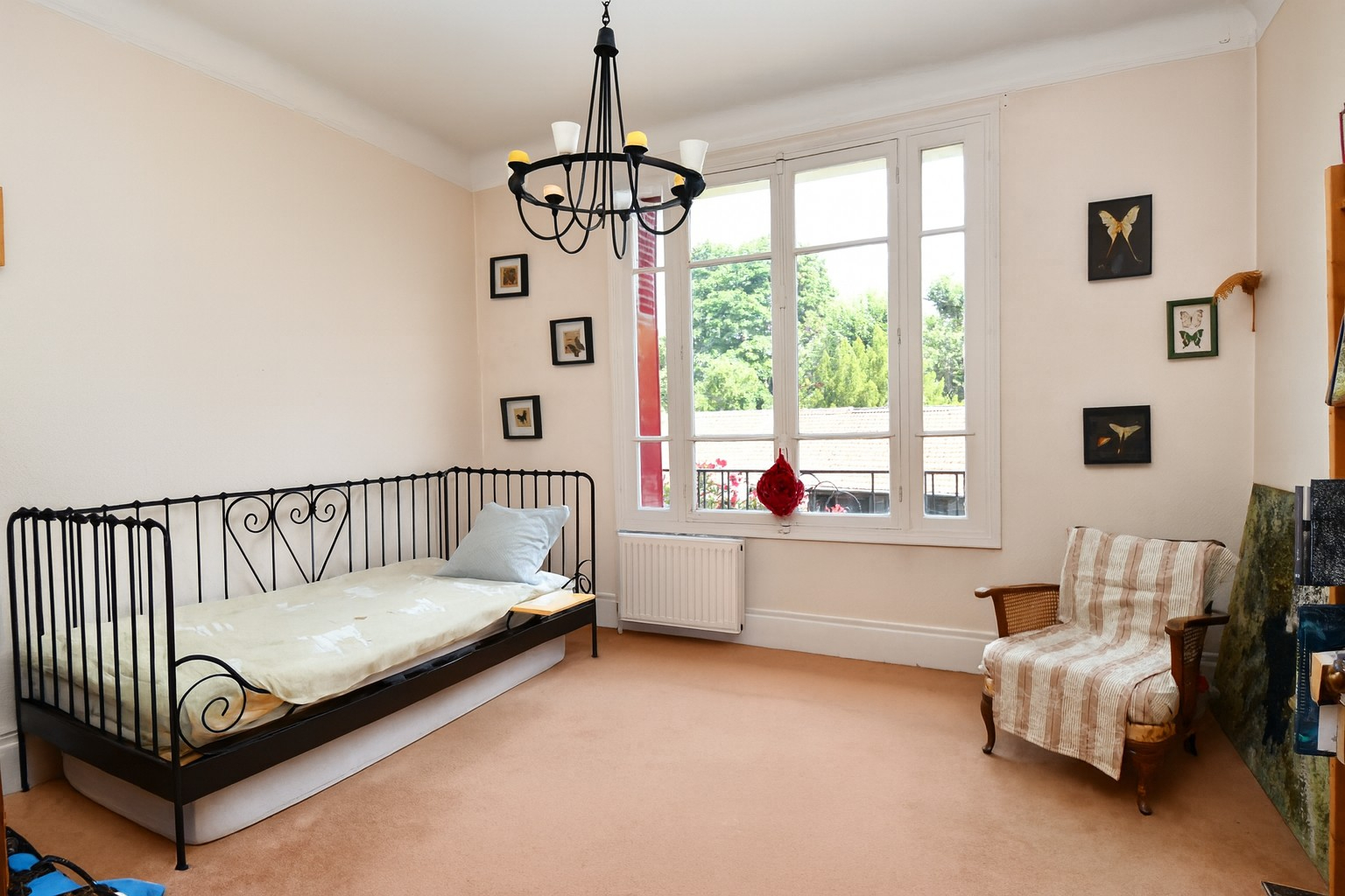 Maison familiale de caractère , Triangle d’Or des Bas de Chatou ,7 chambres ? 590 m² de terrain