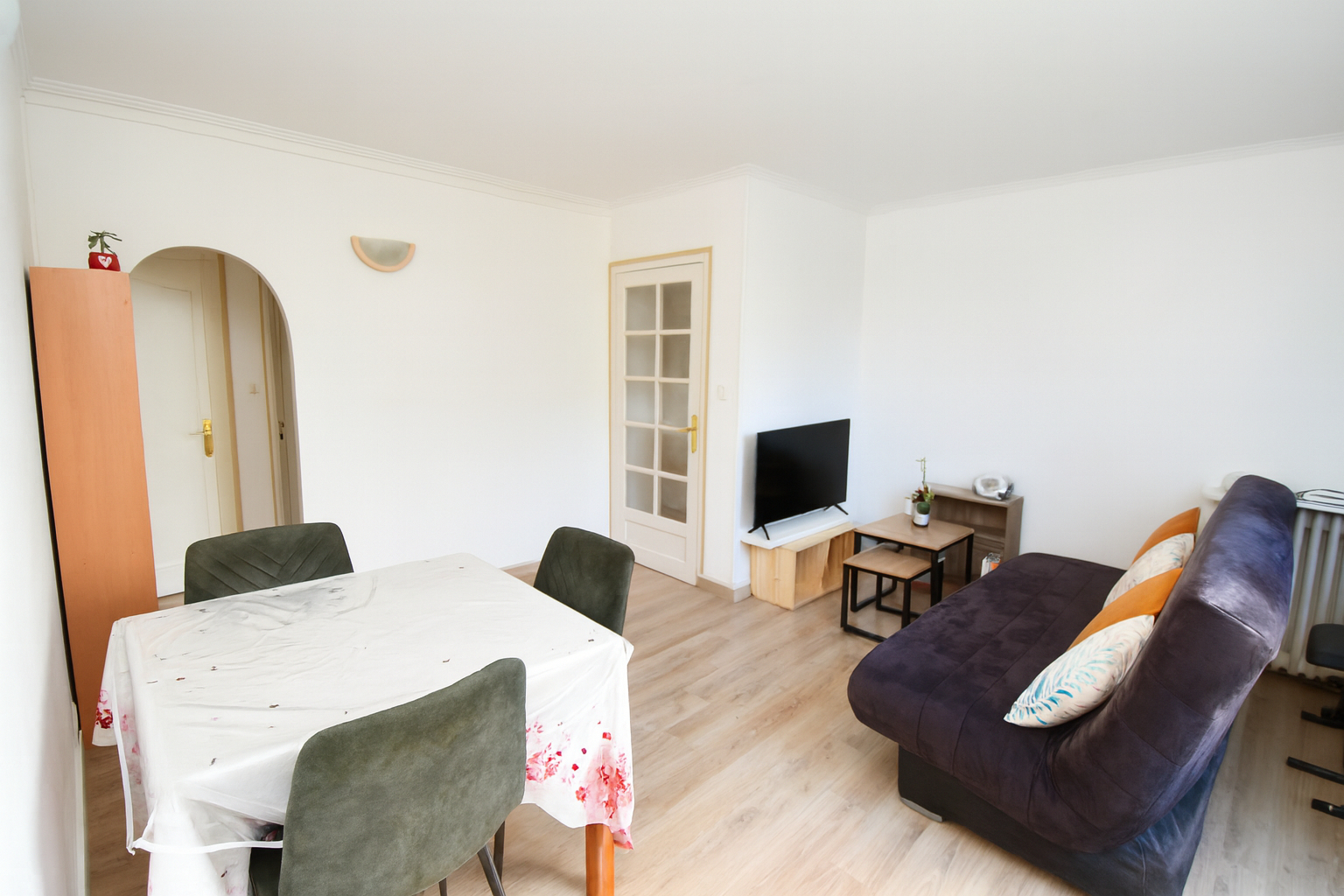 CHATOU appartement 3 pièces de 51.02  m² avec 2 chambres