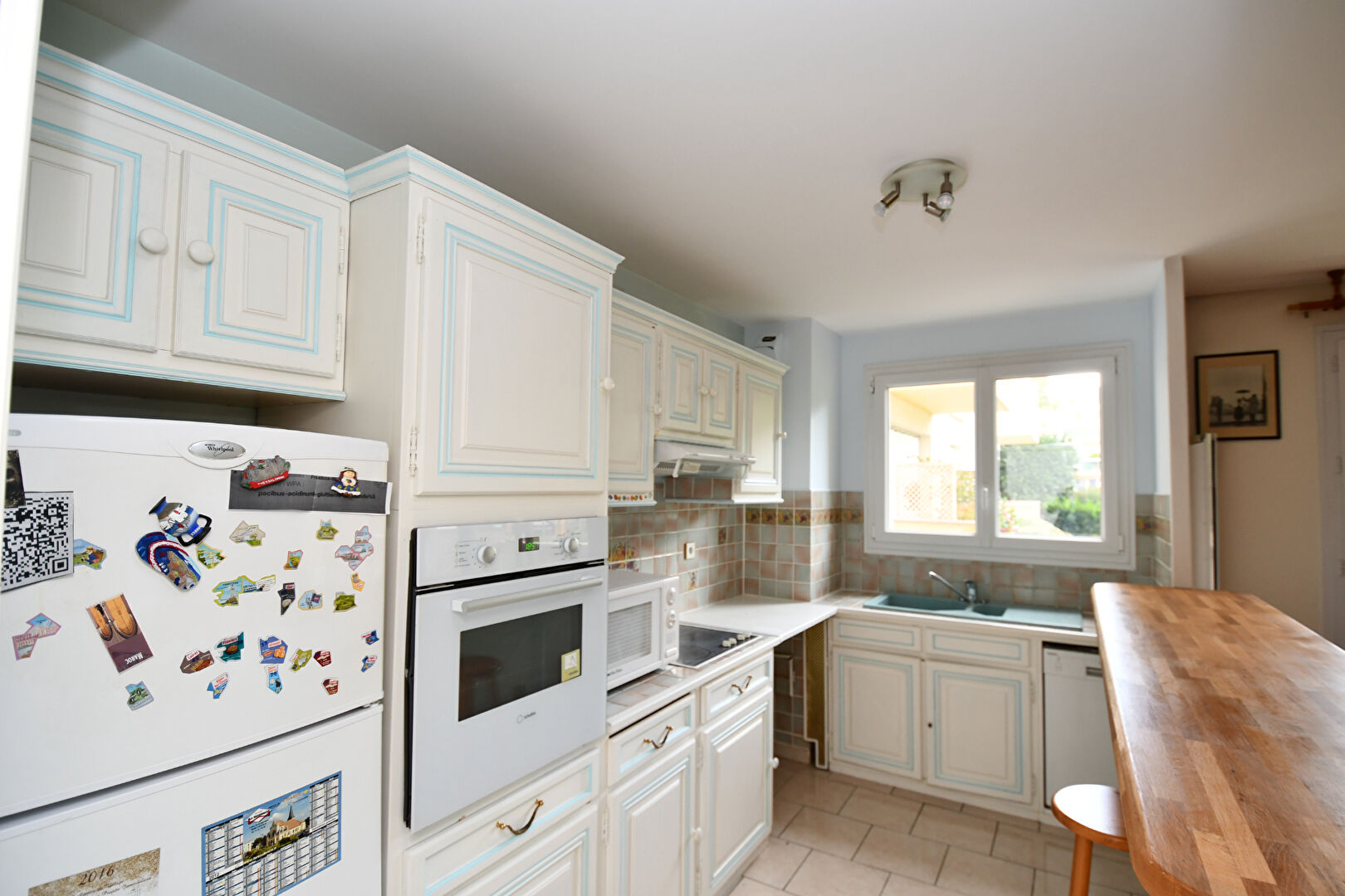 CROISSY SUR SEINE Appartement 2 pièces de 51 m² avec un grand Box