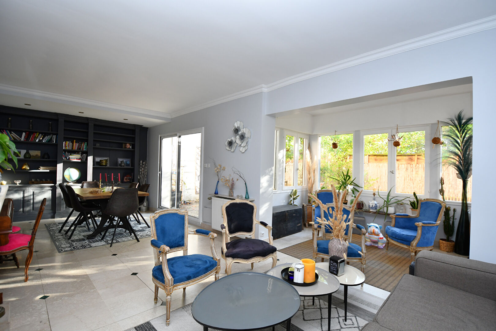 CHATOU, Maison ancienne pleine de charme de 143 m² au calme absolu, sans vis-à-vis à 12 mn RER