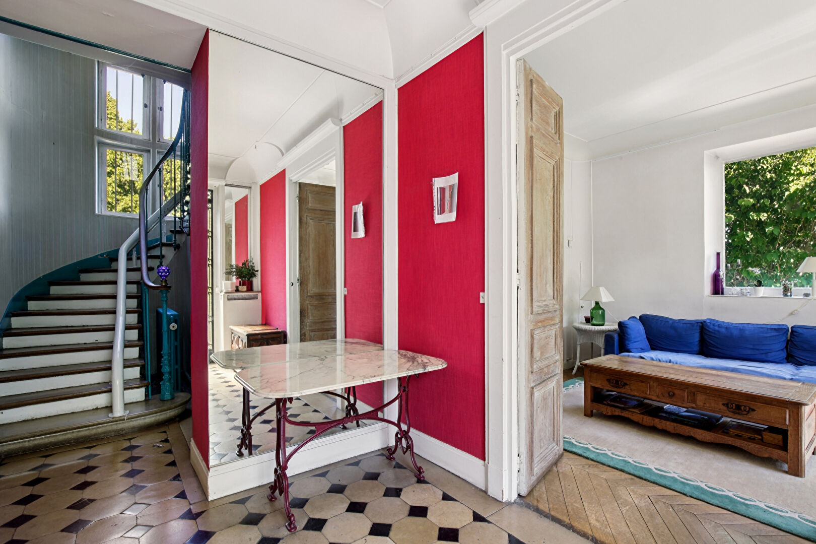 Elégante maison de caractère de 204 m² au sol  sur un terrain de 672 m² dans un secteur prisé à 10 mn du RER