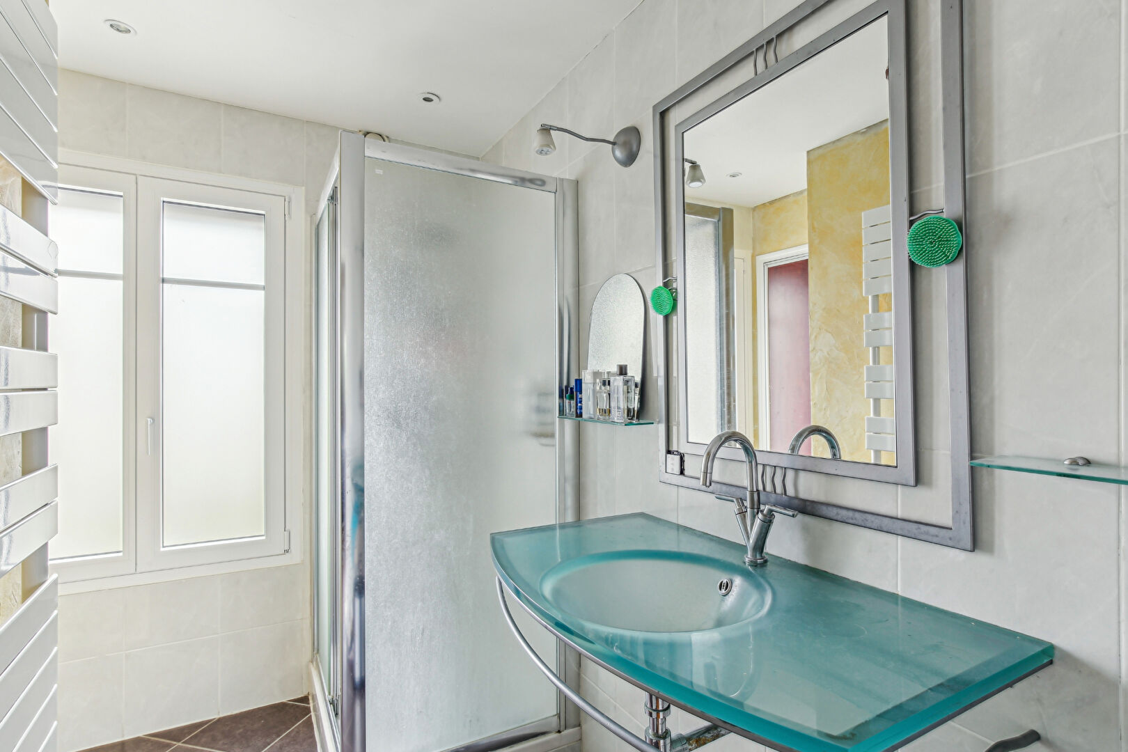 Maison  familiale  de 241 m2 avec 6 chambres sur un terrain de 801 m² à 5 mn du centre ville