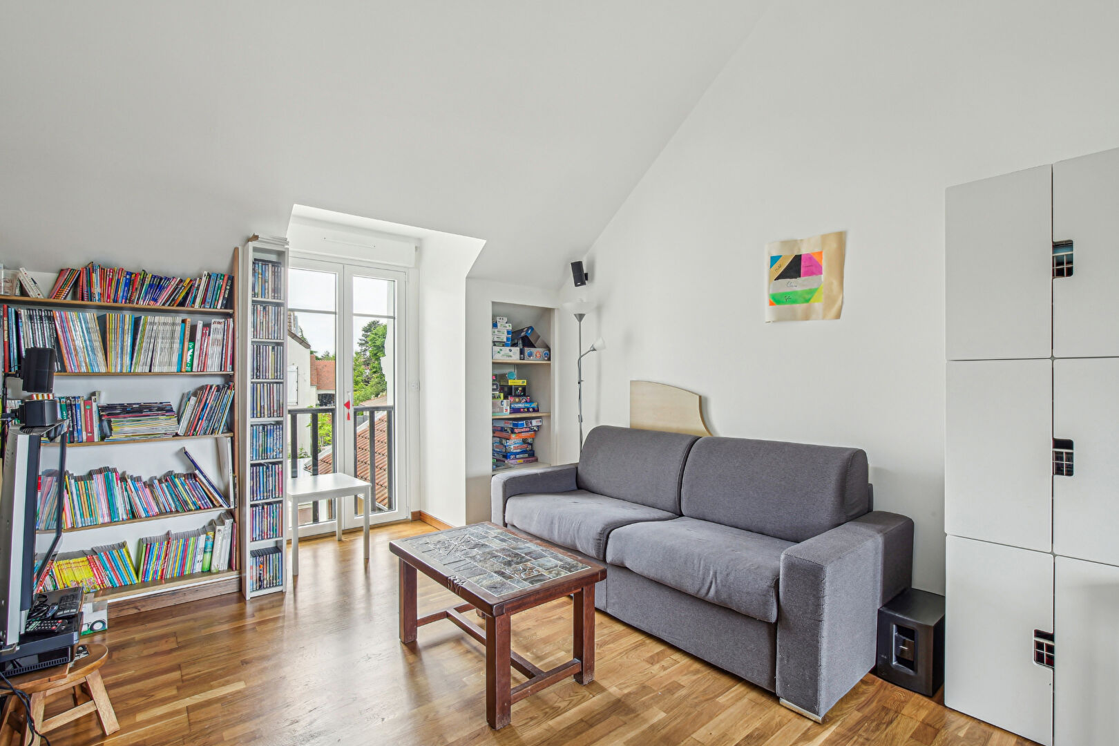 Maison  familiale  de 241 m2 avec 6 chambres sur un terrain de 801 m² à 5 mn du centre ville