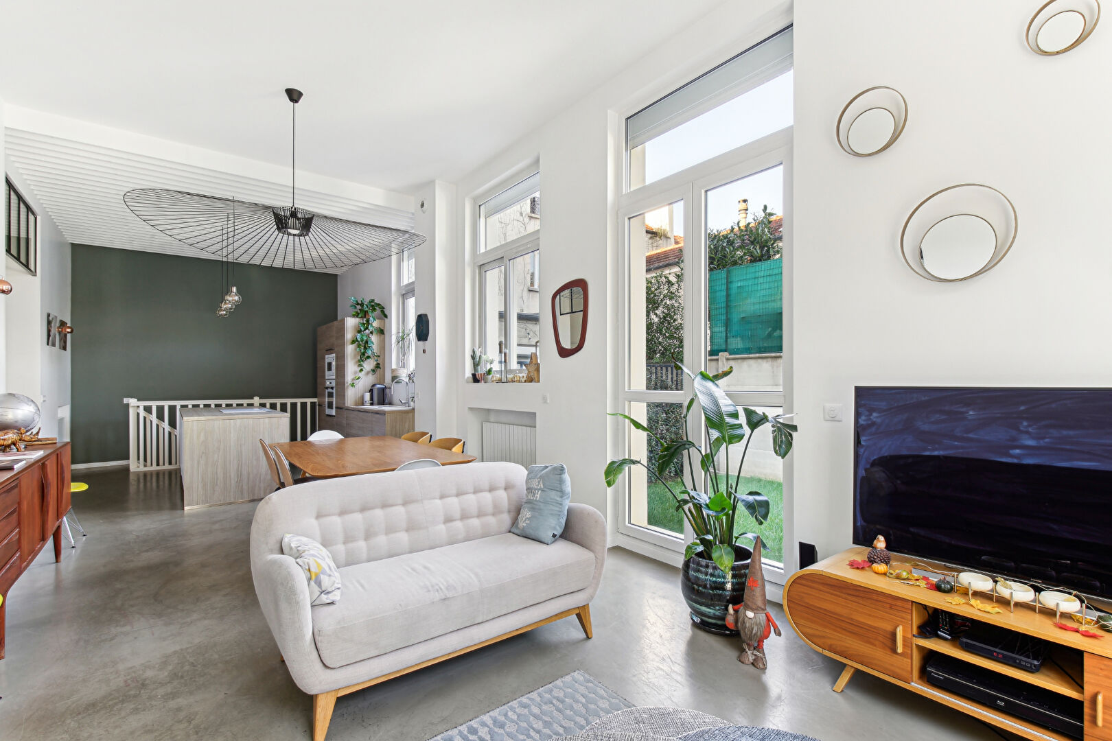 Appartement situé à CHATOU avec 3 chambres de 98 m2 avec jardin de 100 m² à 10 mn du RER