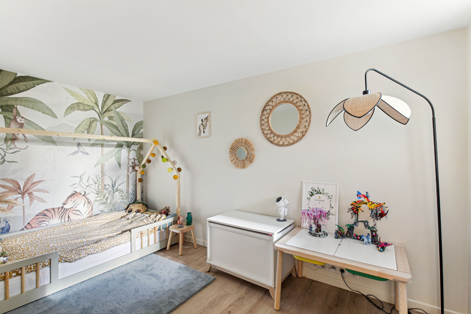 Appartement situé à CHATOU avec 3 chambres de 98 m2 avec jardin de 100 m² à 10 mn du RER