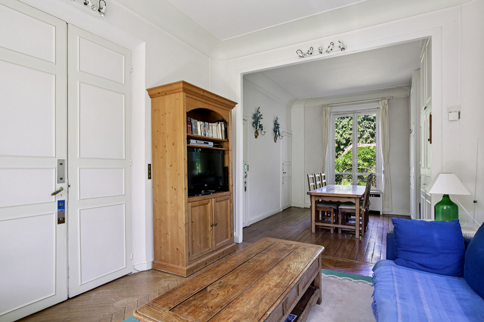 Elégante maison de caractère de 204 m² au sol  sur un terrain de 672 m² dans un secteur prisé à 10 mn du RER