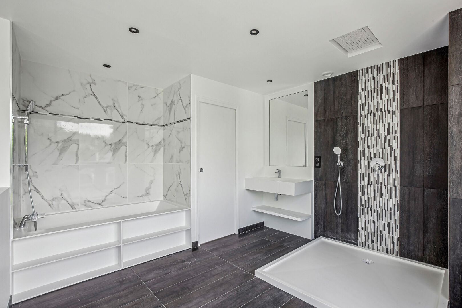 Maison d’architecte de 261 m2  – Elégance, lumière et belles prestations à 12 mn du RER