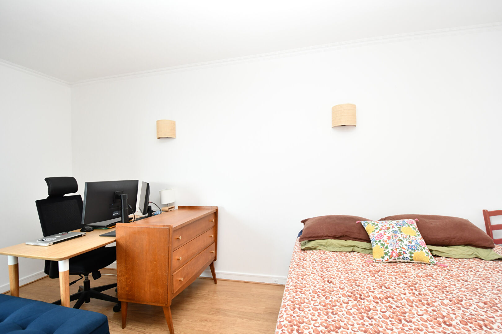 Appartement situé en hyper centre de Chatou de 70 m2 avec 2 chambres  au 4ème étage avec ascenseur