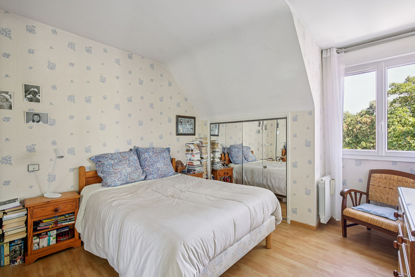 CHATOU  Maison familiale de 176 m² au sol avec grand jardin sans vis-à-vis, Lisière du Vésinet