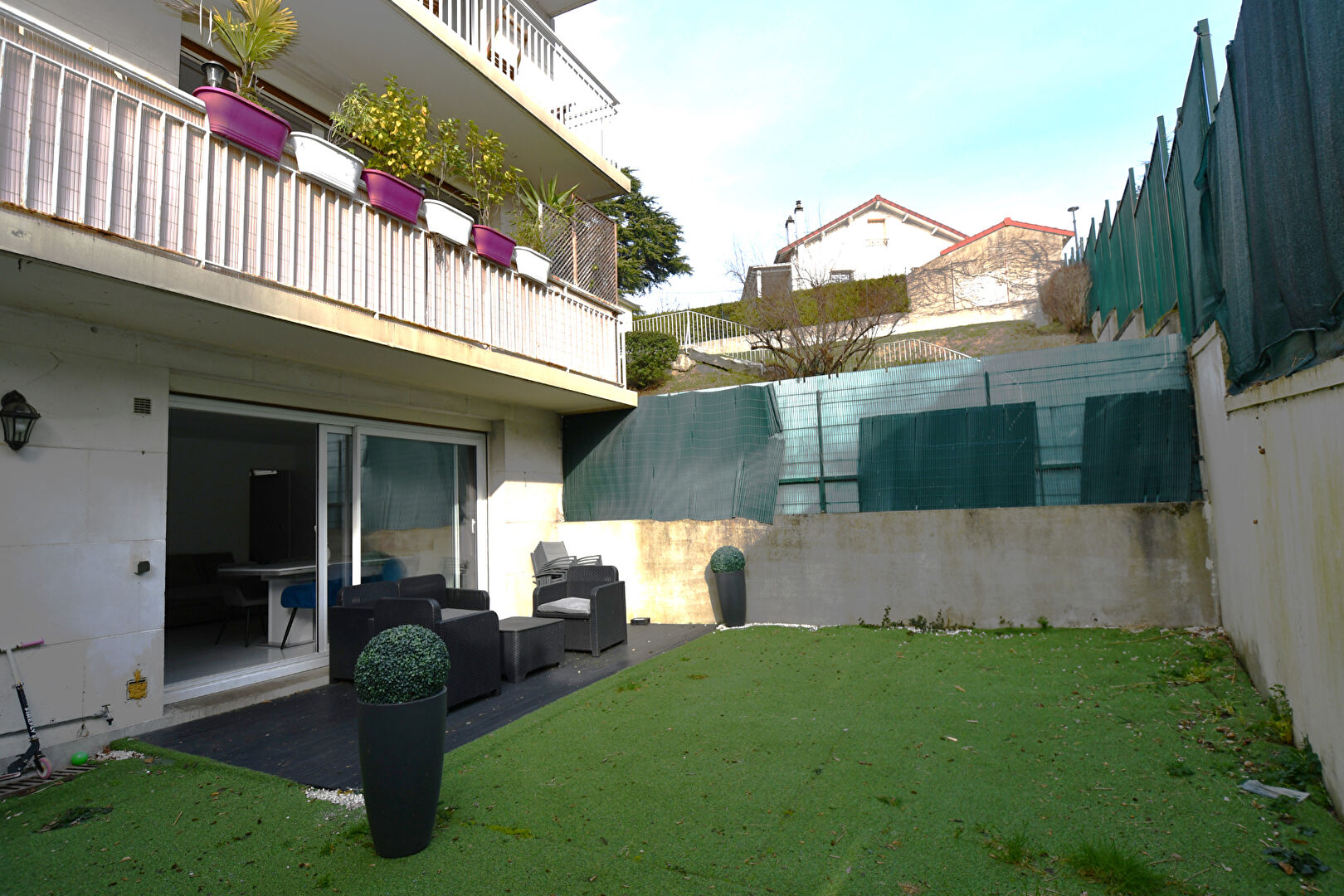 REZ DE JARDIN à Chatou Appartement 3 pièces de 71.87 m2 AVEC JARDIN de 48 m²