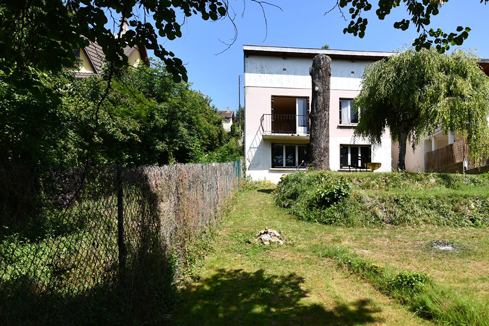 Maison située à Chatou de 117 m² sur un terrain de 537 m² avec un fort potentiel