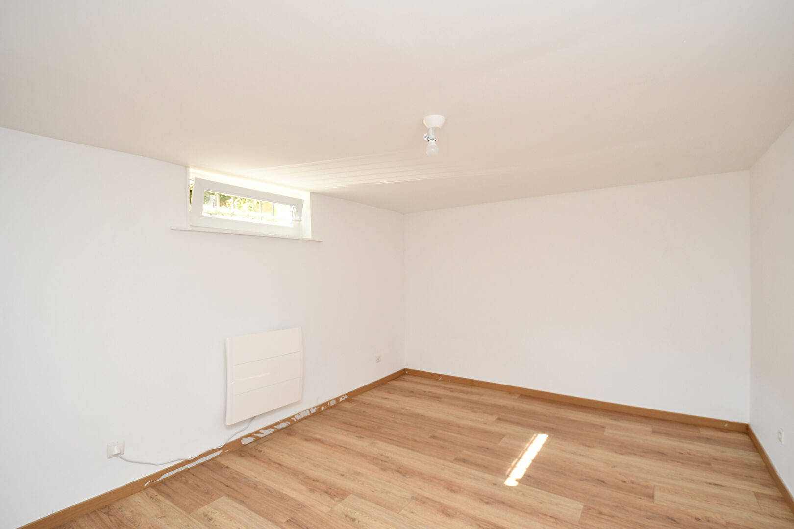 Maison située à Chatou rénovée avec jardin, proche commerces et écoles ? Fort potentiel d’agrandissement