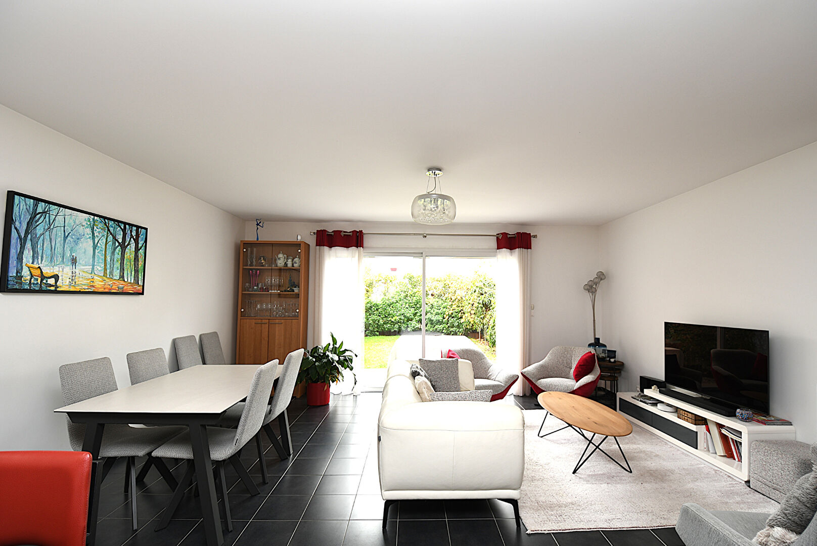 Maison de 117 m² loi carrez et 135 m² au sol avec 4 chambres sur terrain de 265 m²