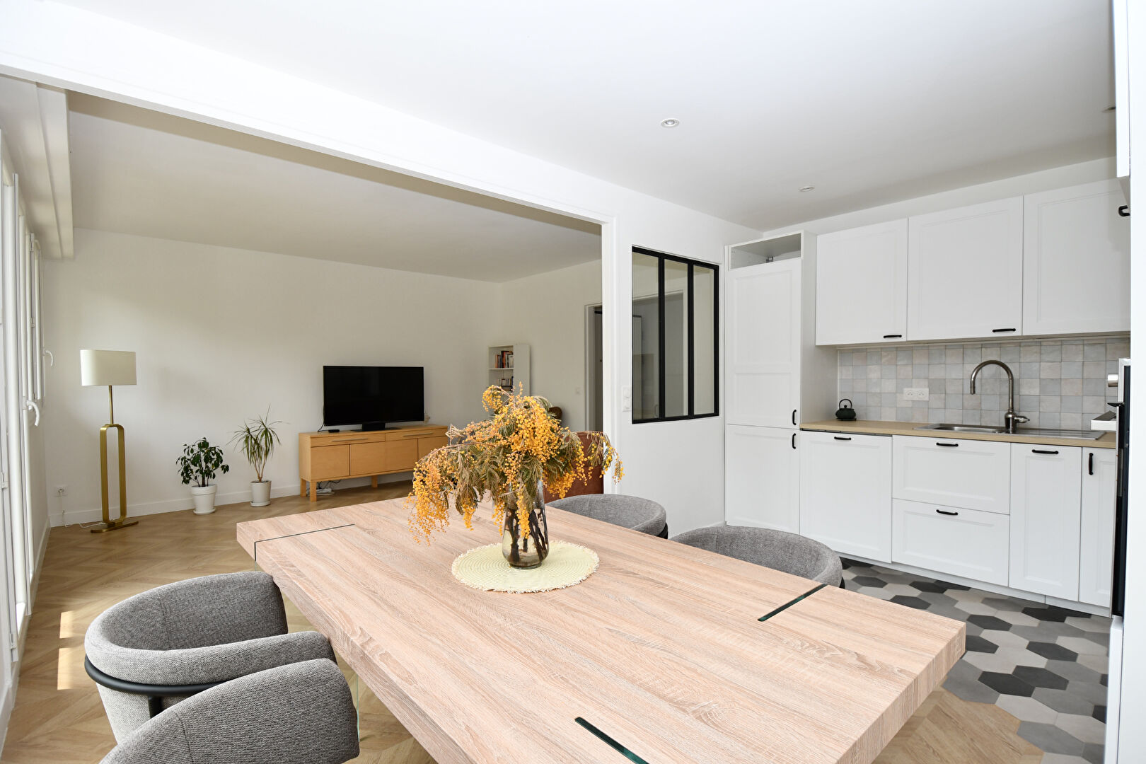 Le Vésinet – Appartement 3 pièces rénové, calme et lumineux, 15 minutes à pied du RER