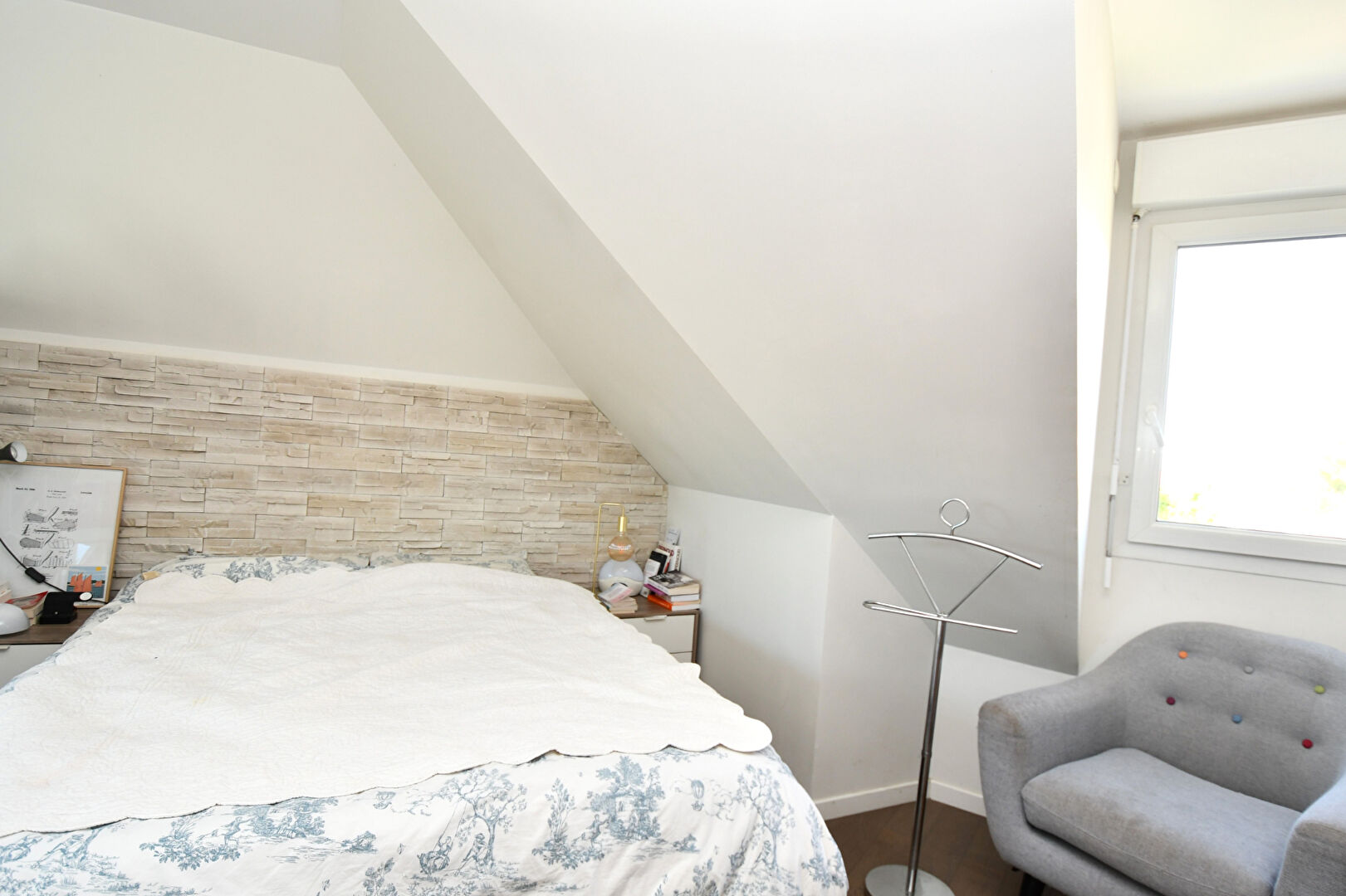 Appartement situé à CHATOU sur 3 niveaux avec jardin