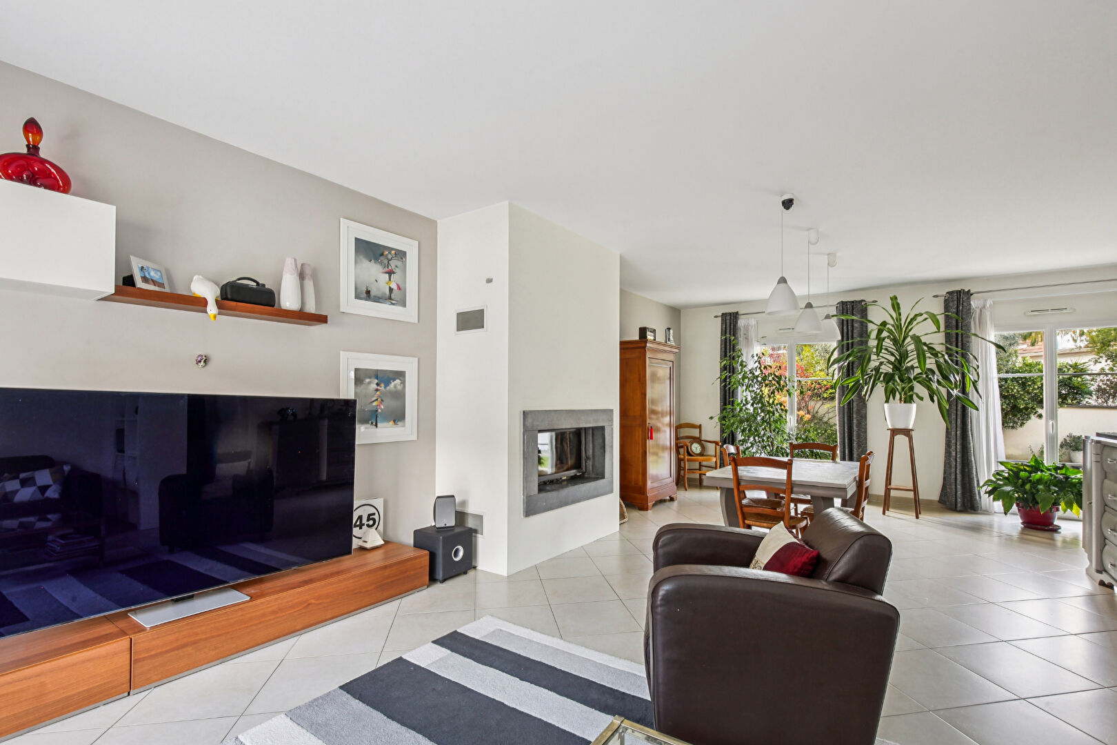 MONTESSON CENTRE VILLE, maison familiale de 173 m2  au sol avec 5 chambres sur un terrain de 420 m²