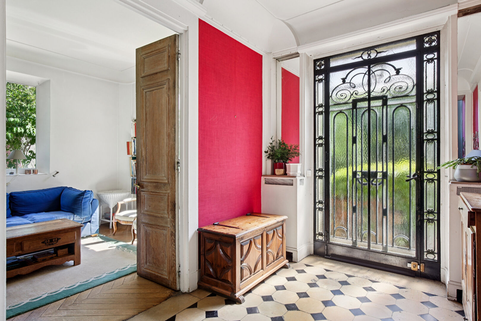 Elégante maison de caractère de 204 m² au sol  sur un terrain de 672 m² dans un secteur prisé à 10 mn du RER