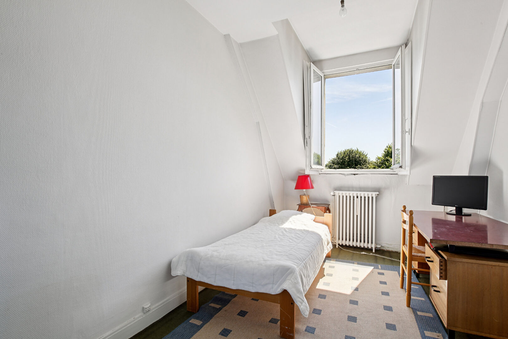 Elégante maison de caractère de 204 m² au sol  sur un terrain de 672 m² dans un secteur prisé à 10 mn du RER