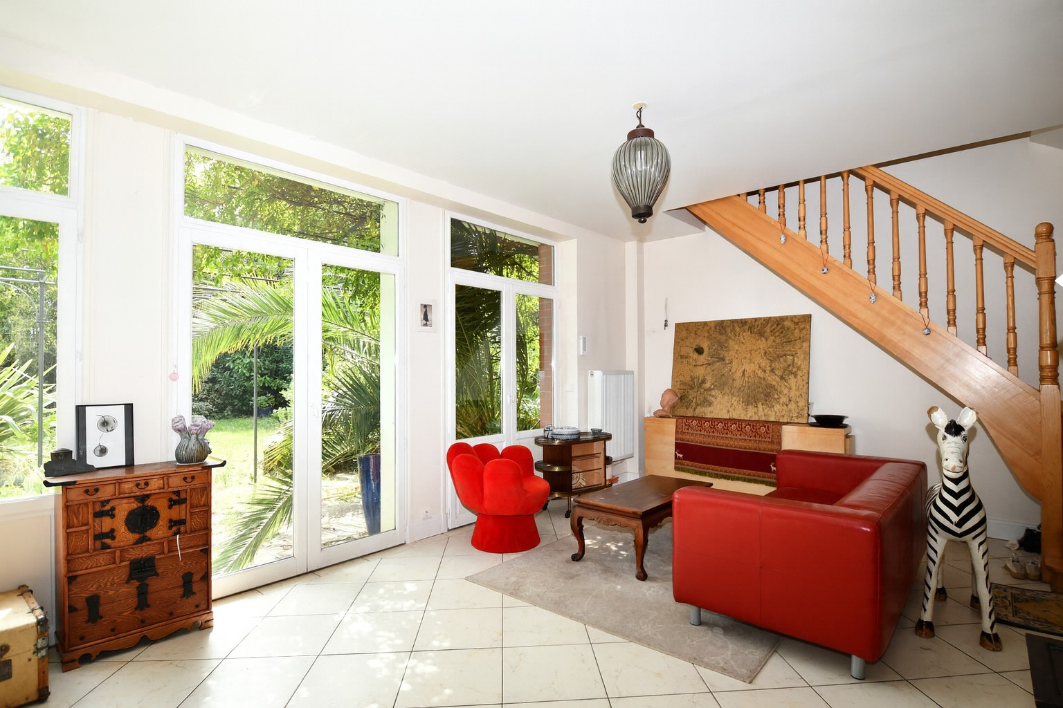 Maison familiale de caractère , Triangle d’Or des Bas de Chatou ,7 chambres 590 m² de terrain