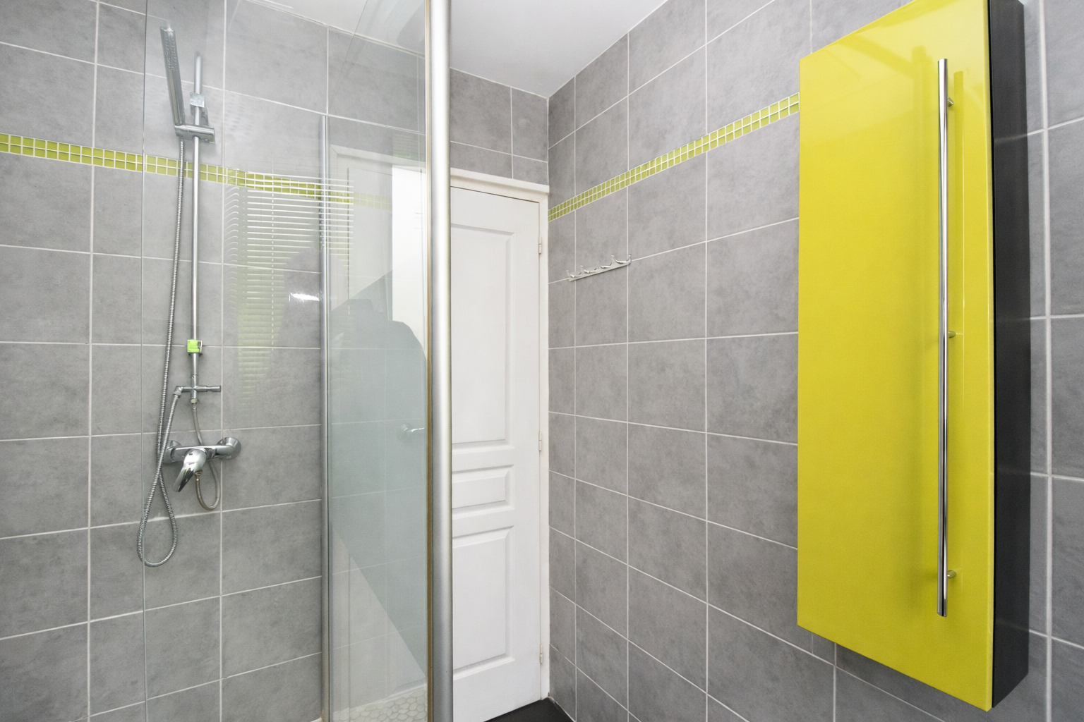 CHATOU – Appartement 4 pièces 87 m² – 3 chambres – un balcon exposé sud-est – Lumineux et au calme