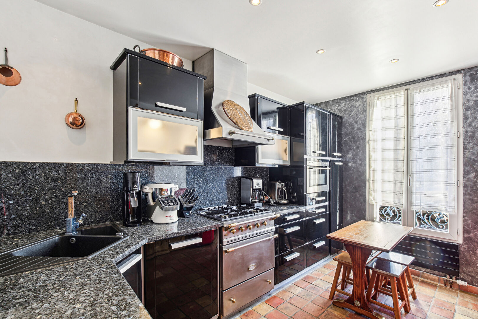 LE PECQ QUARTIER MEXIQUE 13 minutes RER , Maison de 7 pièces 145 ² avec 3 chambres et dépendance