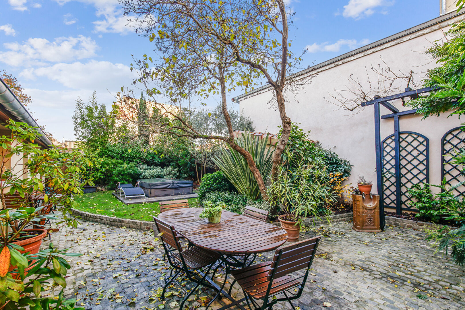 LE PECQ QUARTIER MEXIQUE 13 minutes RER , Maison de 7 pièces 145 ² avec 3 chambres et dépendance