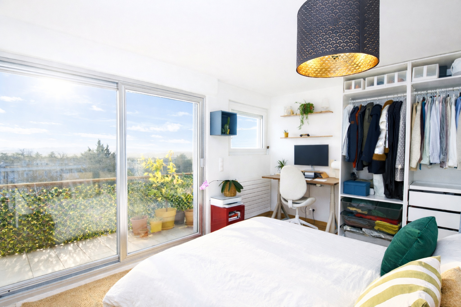 LE VESINET appartement 2 pièces en dernier étage avec ascenseur, balcon, cave et parking