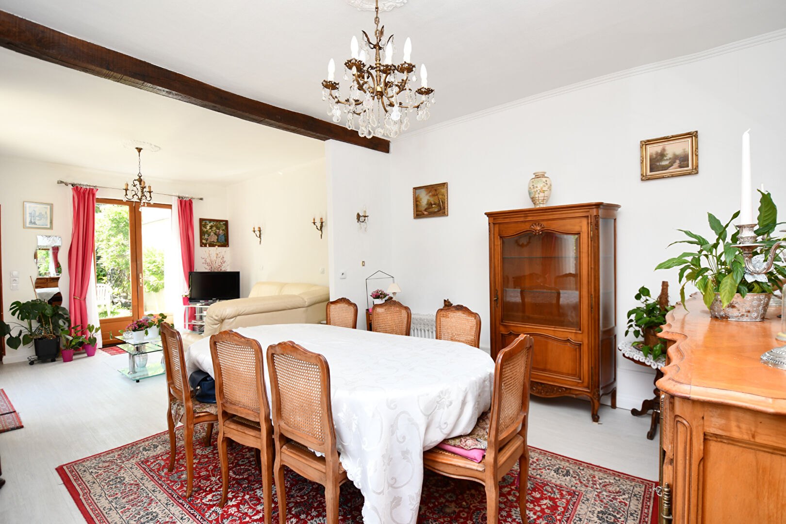 Maison de plain-pied au calme à 15 min du RER et en lisière du Vésinet