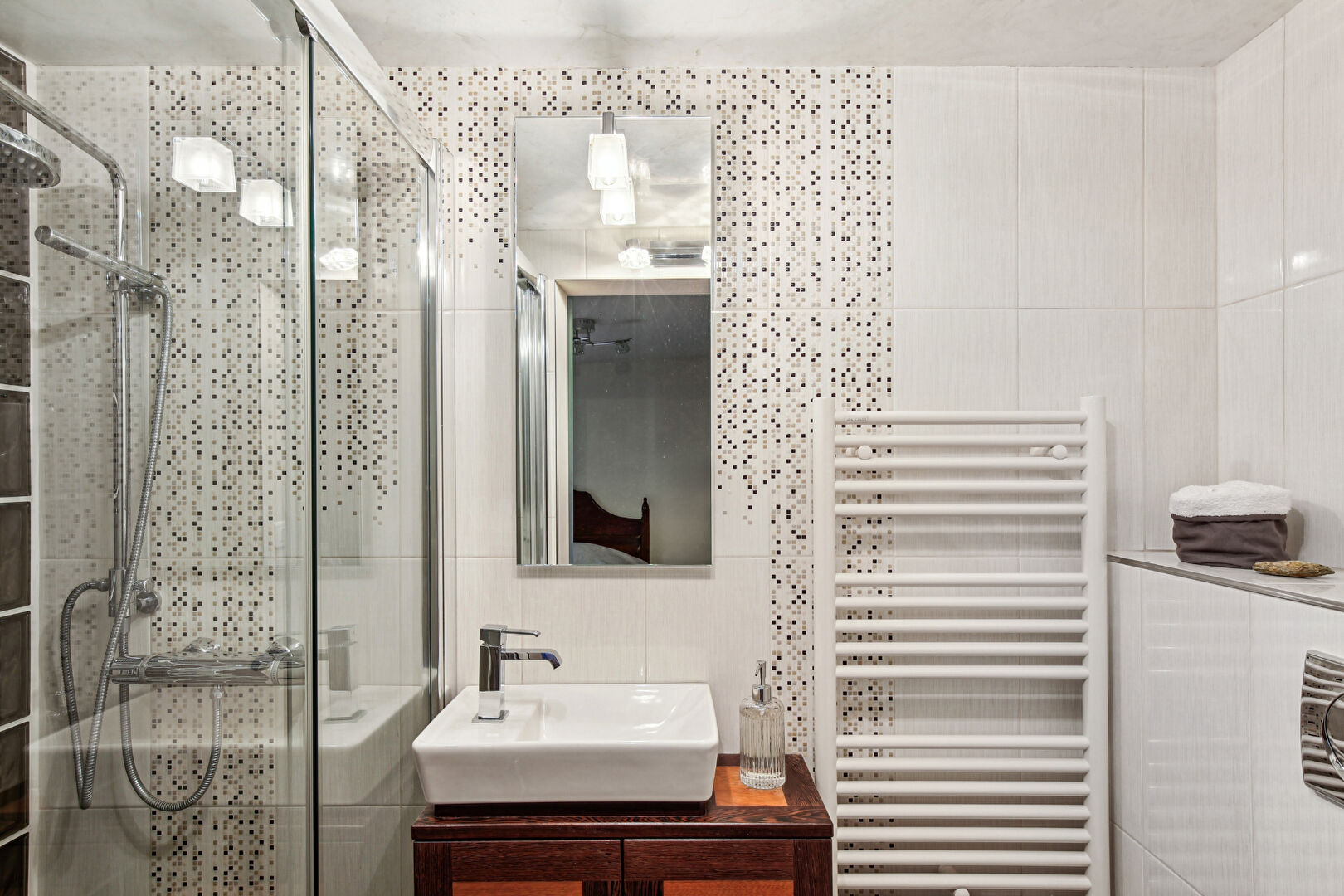 LE PECQ QUARTIER MEXIQUE 13 minutes RER , Maison de 7 pièces 145 ² avec 3 chambres et dépendance