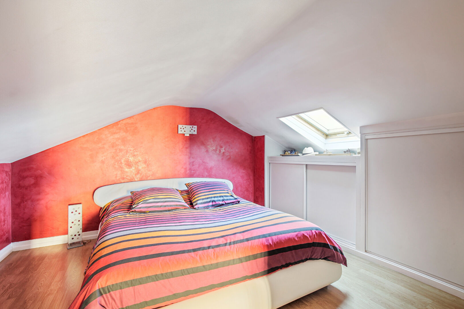 LE PECQ QUARTIER MEXIQUE 13 minutes RER , Maison de 7 pièces 145 ² avec 3 chambres et dépendance