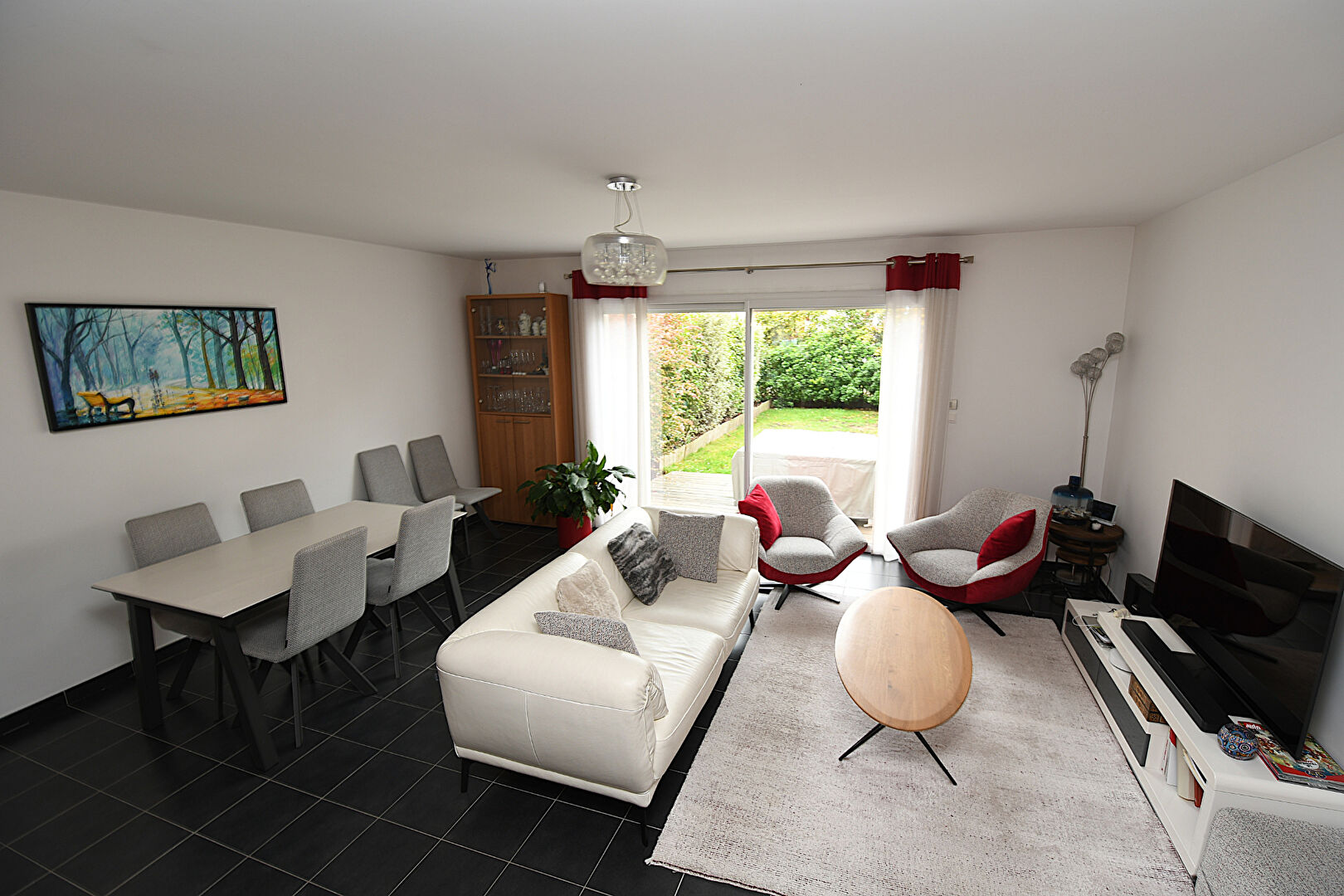 Maison de 117 m² loi carrez et 135 m² au sol avec 4 chambres sur terrain de 265 m²