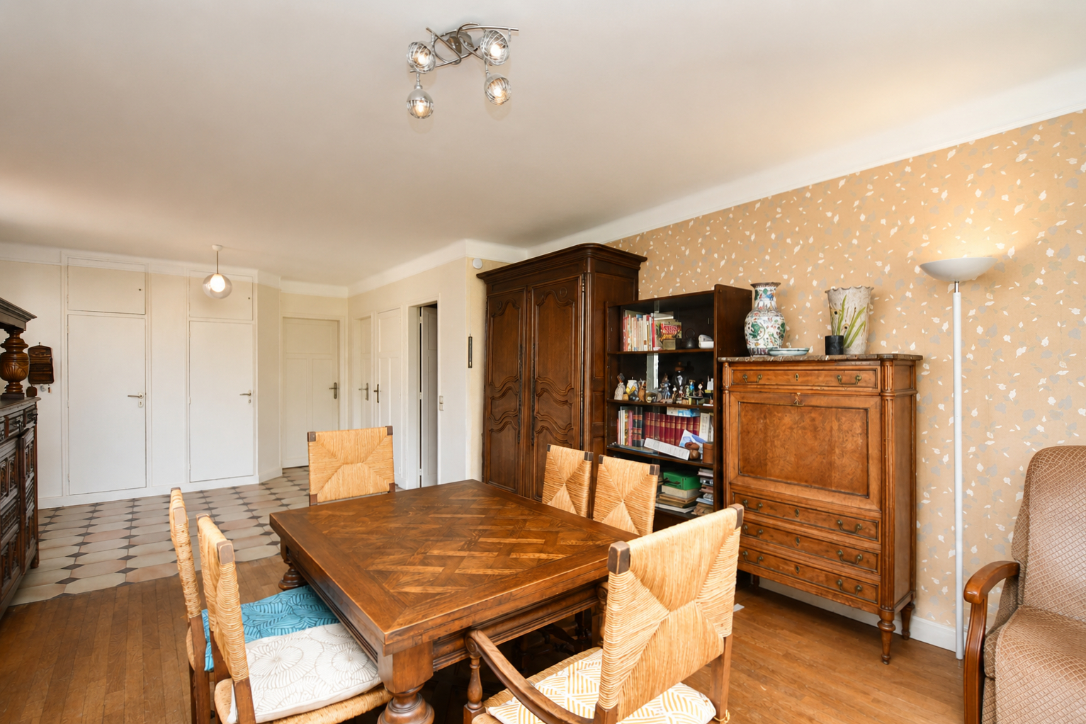 CHATOU MAISON DE 166 M² – TERRAIN 365 M² – AU CALME TOTAL – 15 MN RER