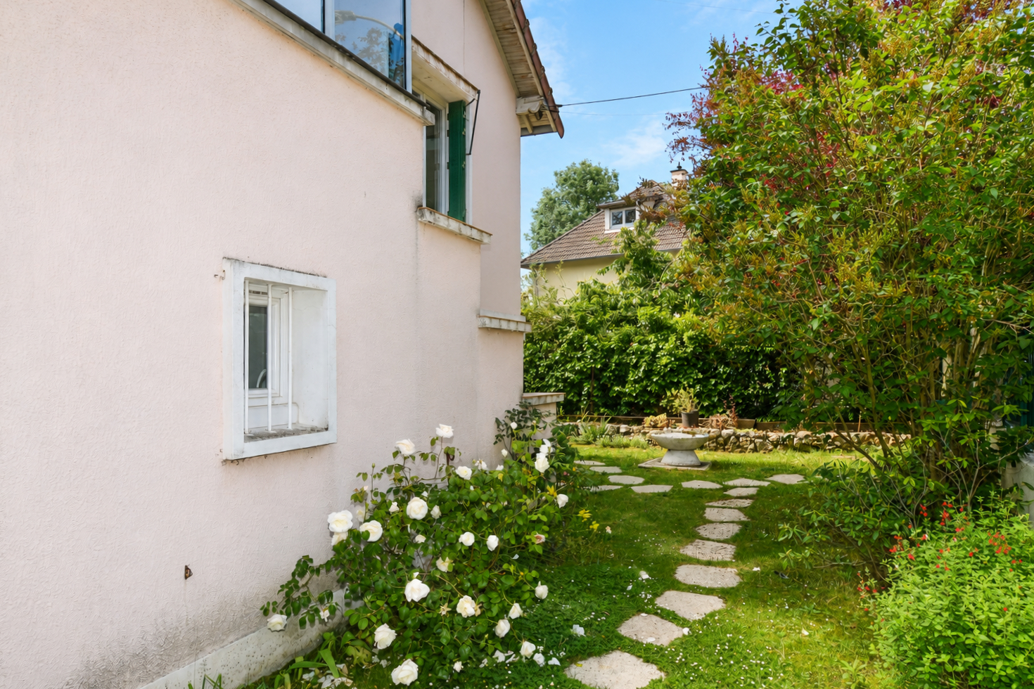 CHATOU MAISON DE 166 M² – TERRAIN 365 M² – AU CALME TOTAL – 15 MN RER