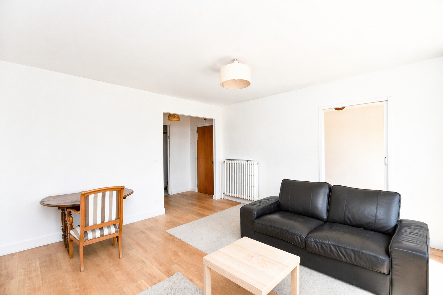 BAS DE CHATOU,  DERNIER ETAGE – APPARTEMENT 4 PIECES  78 M² – 3 CHAMBRES, CAVE – PARKING – 5 MN RER