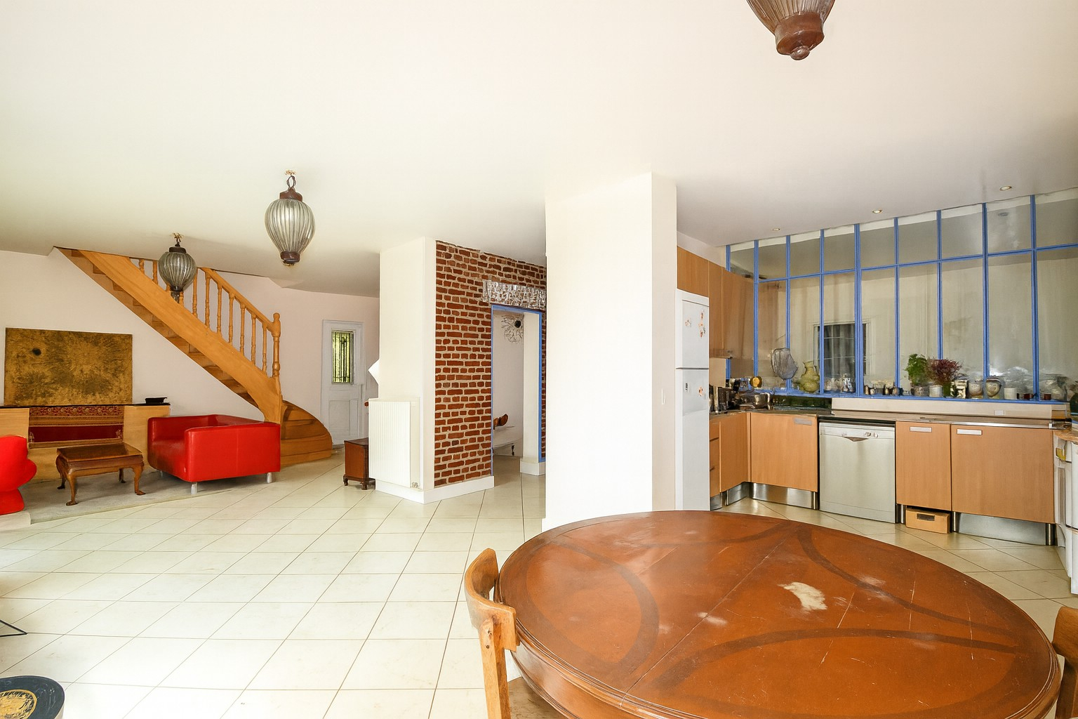 Maison familiale de caractère , Triangle d&rsquo;Or des Bas de Chatou ,7 chambres 590 m² de terrain