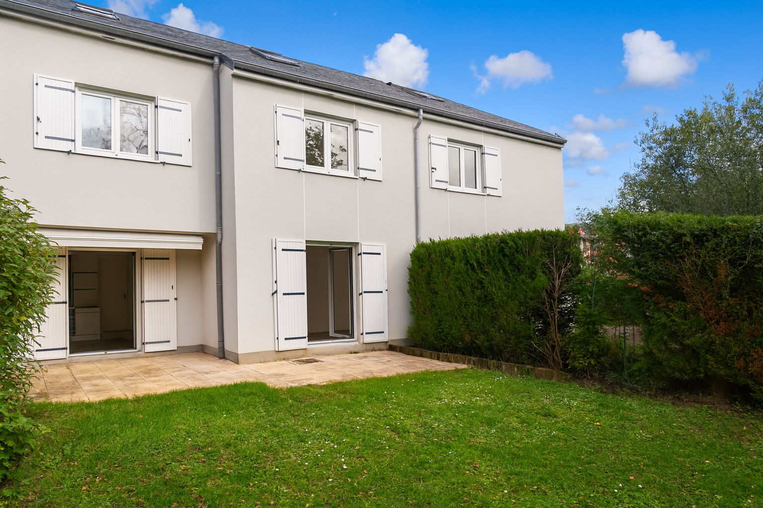 Maison située à Chatou 132 m2 au sol et 94 M² Carrez – Jardin de 80 m²  à 10 mn RER