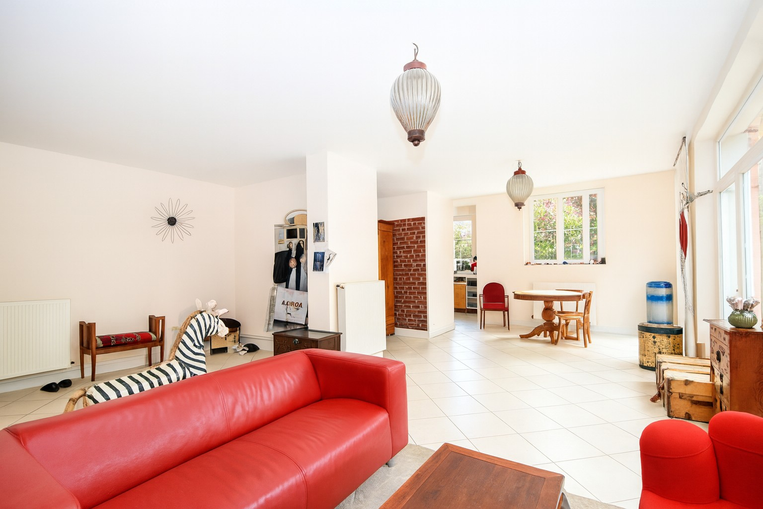 Maison familiale de caractère , Triangle d&rsquo;Or des Bas de Chatou ,7 chambres 590 m² de terrain