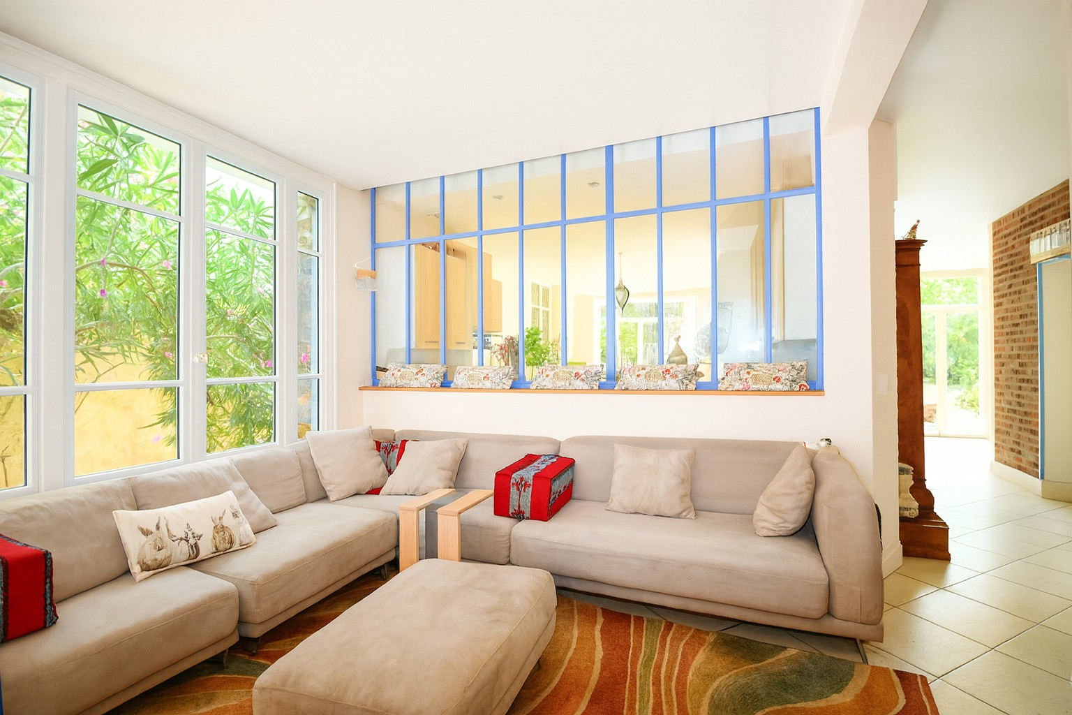 Maison familiale de caractère , Triangle d&rsquo;Or des Bas de Chatou ,7 chambres 590 m² de terrain