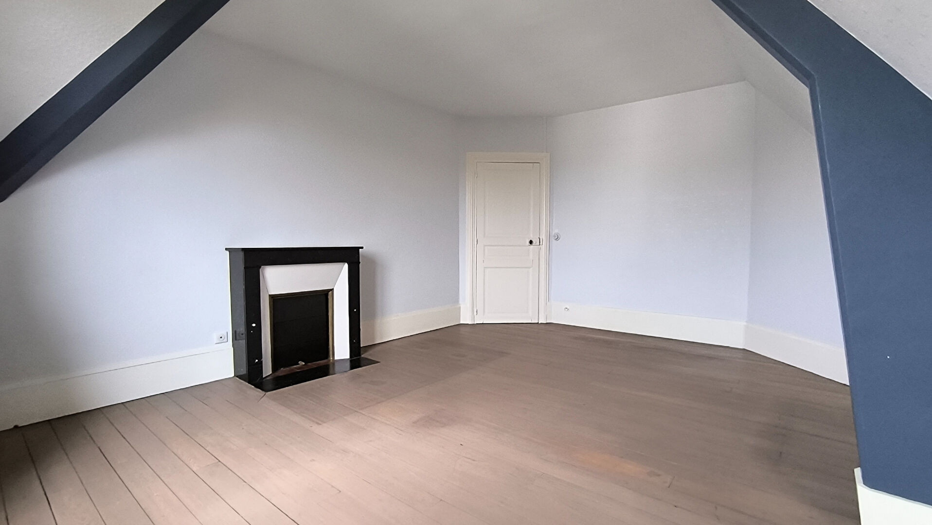 Maison avec 6 chambres située dans le TRIANGLE D&rsquo;OR à 6mn du RER