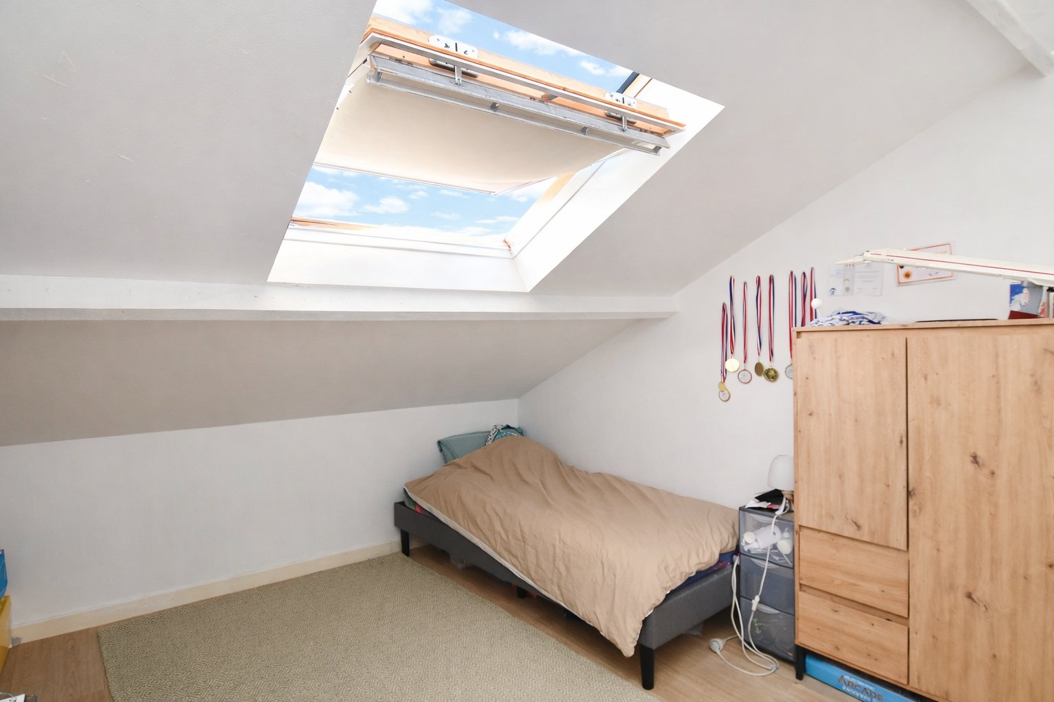 LE VESINET – MAISON 6 CHAMBRES  – TERRAIN 404 M² 6- 12 MN RER