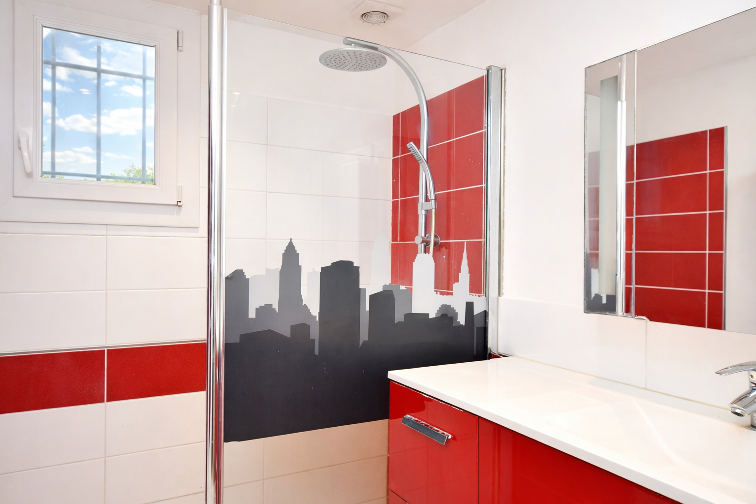 LE PECQ CANADA – MAISON DE130 M² – 5 CHAMBRES – TERRAIN 781 M² – 10 MN RER