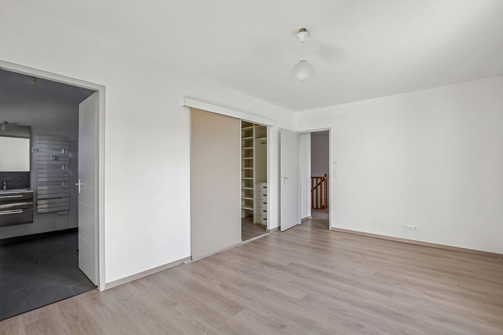 CROISSY-SUR-SEINE – MAISON RECENTE DE 230.39 M² – 5 CHAMBRES ET GARAGE