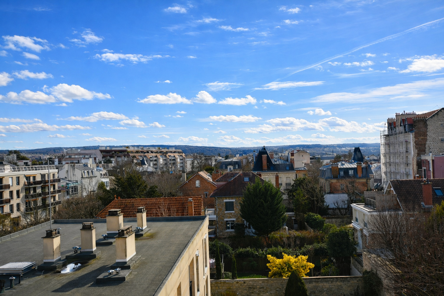 Agence immobilière de AGENCE LE CARRE IMMOBILIER Chatou