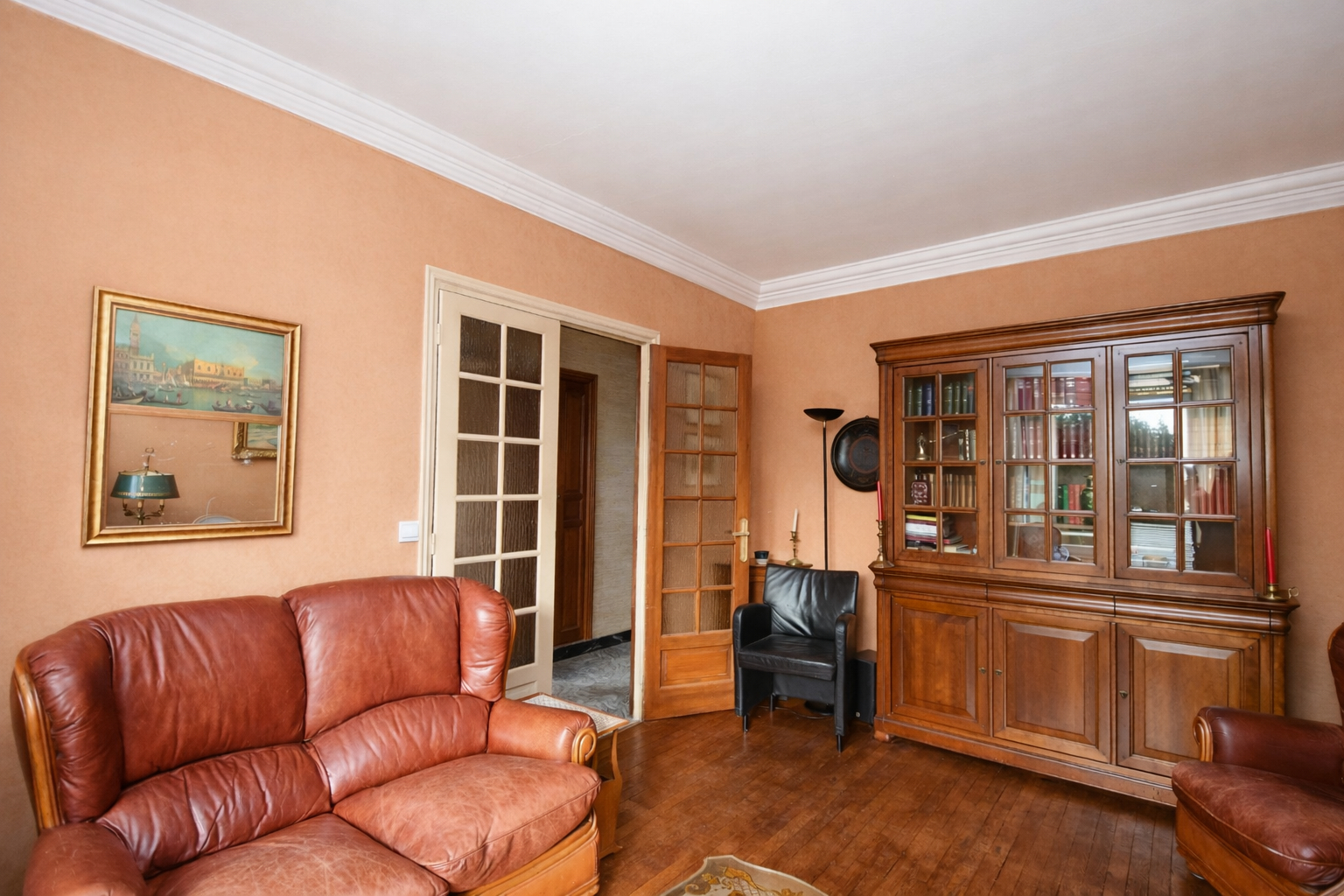 CHATOU – CHARMANTE MAISON – TERRAIN DE 891 m² – POTENTIEL D&rsquo;AGRANDISSEMENT