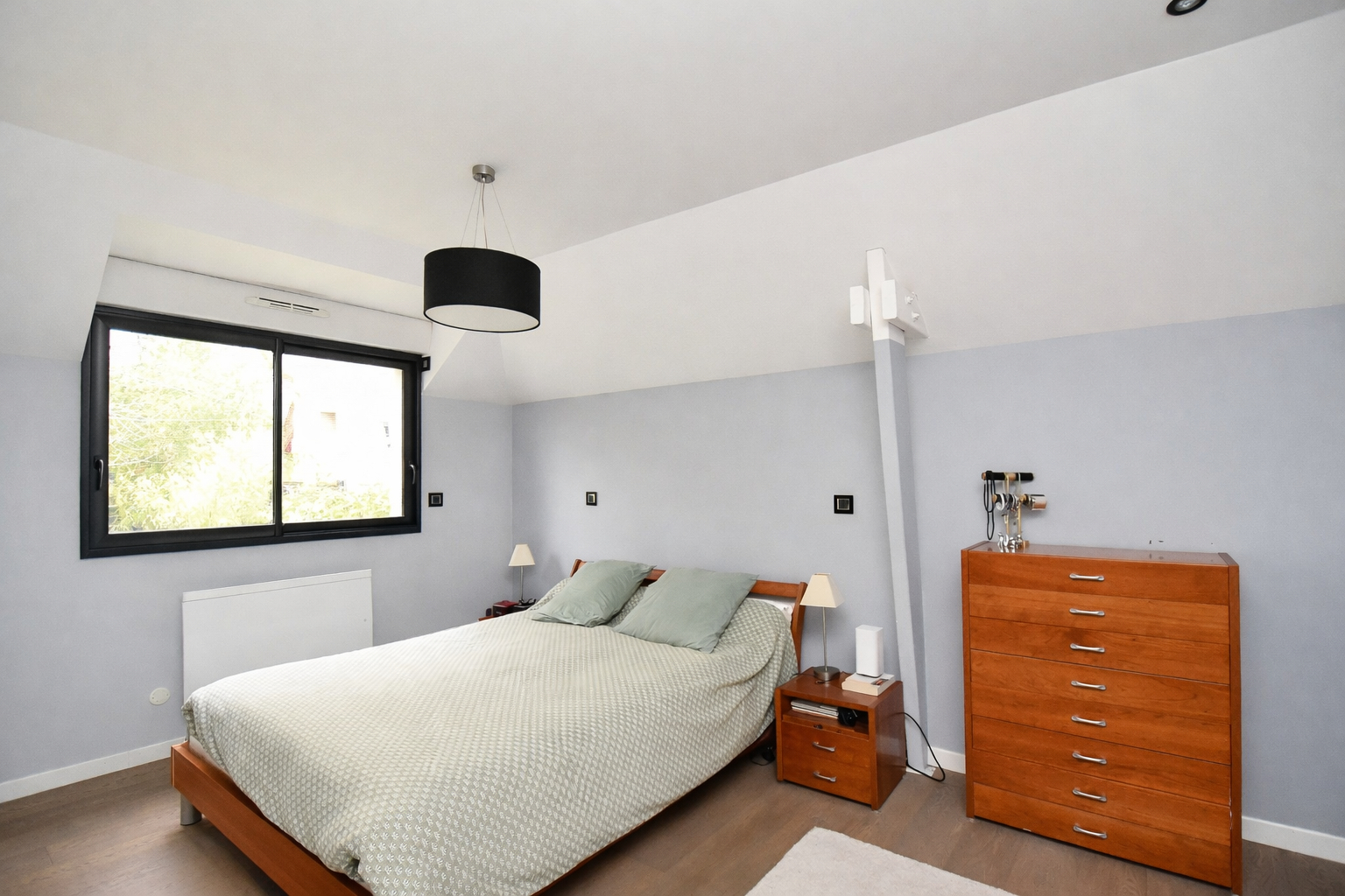 CHATOU – MAISON CONTEMPORAINE 200 M² AU SOL – 152 M² HAB. – TERRAIN  425 M²